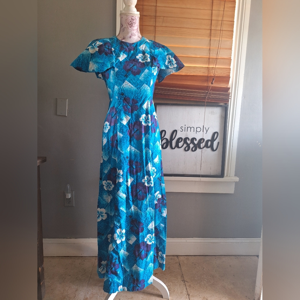 Vintage Hukilau Hawaiian blue floral flutter sleeve maxi dress S